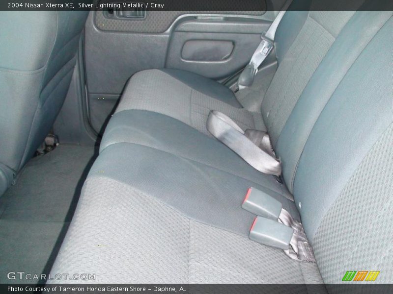Silver Lightning Metallic / Gray 2004 Nissan Xterra XE