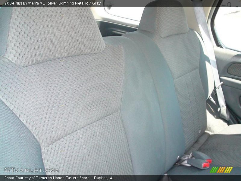 Silver Lightning Metallic / Gray 2004 Nissan Xterra XE