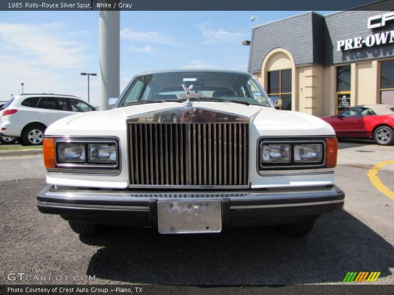White / Gray 1985 Rolls-Royce Silver Spur