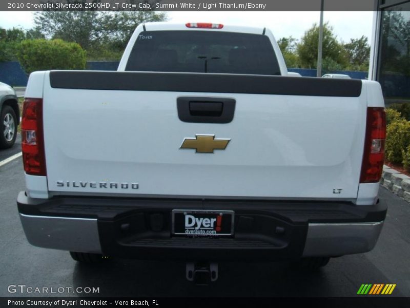 Summit White / Light Titanium/Ebony 2010 Chevrolet Silverado 2500HD LT Crew Cab