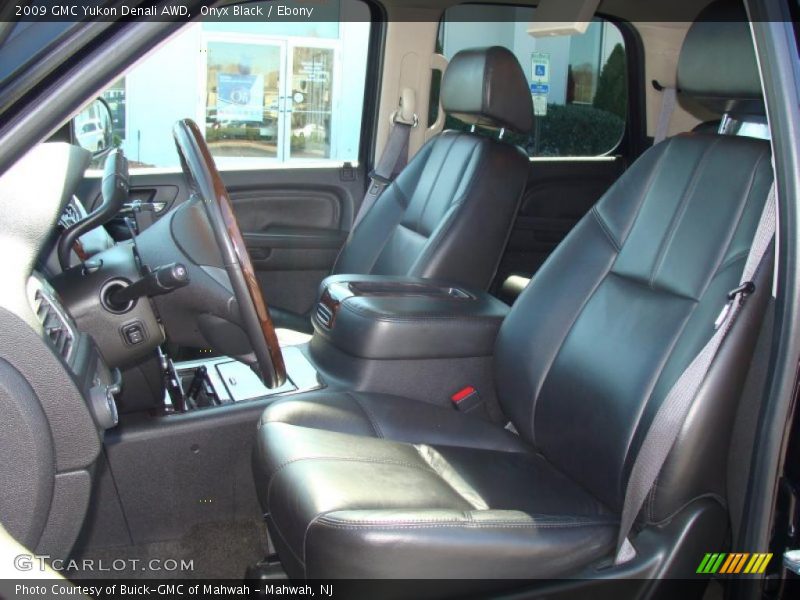 Onyx Black / Ebony 2009 GMC Yukon Denali AWD