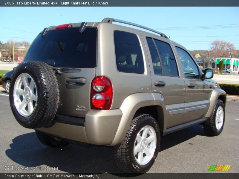 Light Khaki Metallic / Khaki 2006 Jeep Liberty Limited 4x4