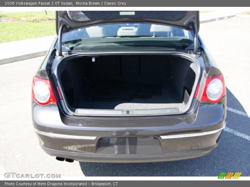 Mocha Brown / Classic Grey 2006 Volkswagen Passat 2.0T Sedan