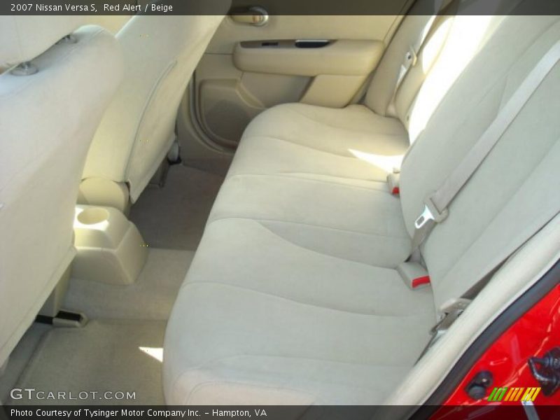 Red Alert / Beige 2007 Nissan Versa S