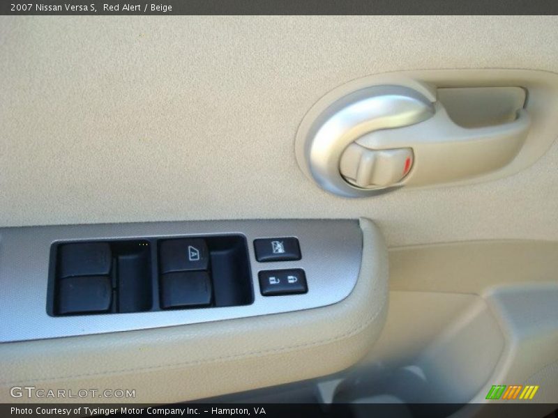 Red Alert / Beige 2007 Nissan Versa S
