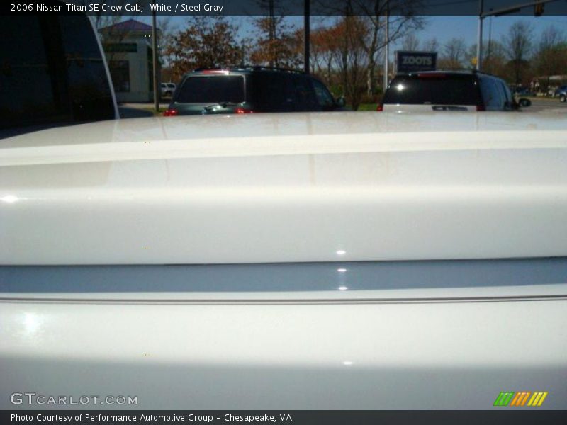 White / Steel Gray 2006 Nissan Titan SE Crew Cab