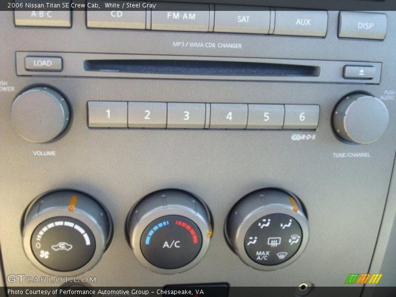 White / Steel Gray 2006 Nissan Titan SE Crew Cab