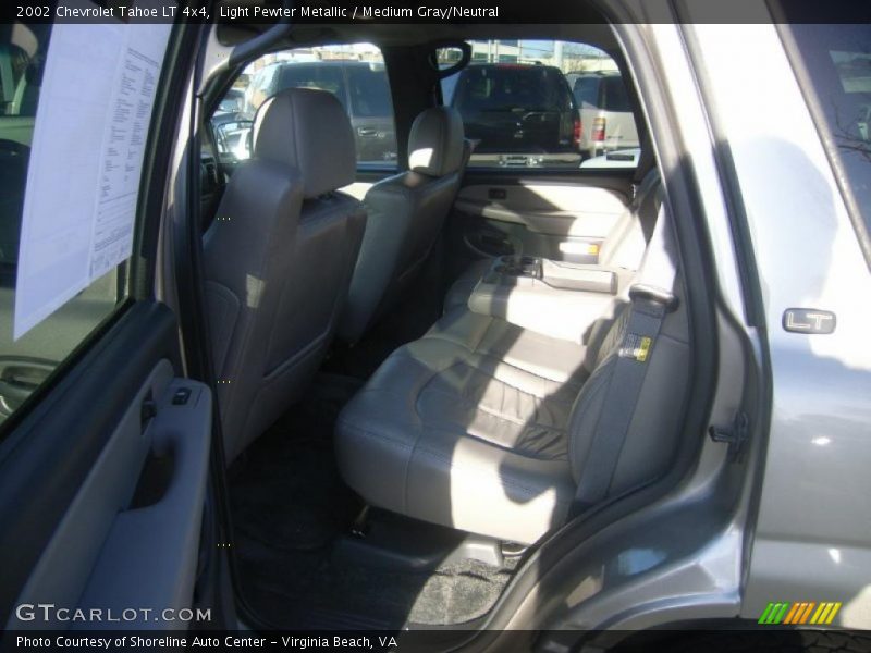 Light Pewter Metallic / Medium Gray/Neutral 2002 Chevrolet Tahoe LT 4x4