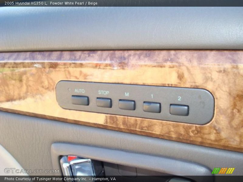 Powder White Pearl / Beige 2005 Hyundai XG350 L
