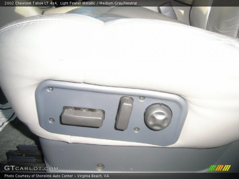 Light Pewter Metallic / Medium Gray/Neutral 2002 Chevrolet Tahoe LT 4x4