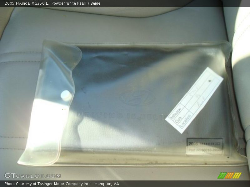 Powder White Pearl / Beige 2005 Hyundai XG350 L
