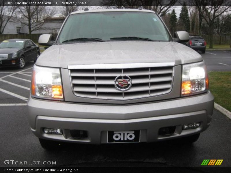 Quicksilver / Shale 2005 Cadillac Escalade AWD