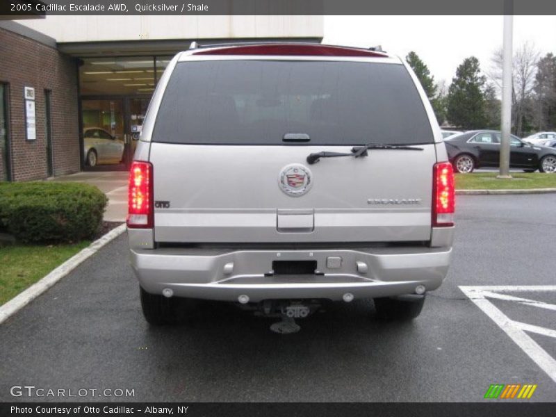 Quicksilver / Shale 2005 Cadillac Escalade AWD