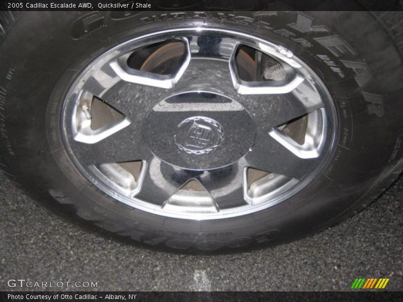 Quicksilver / Shale 2005 Cadillac Escalade AWD