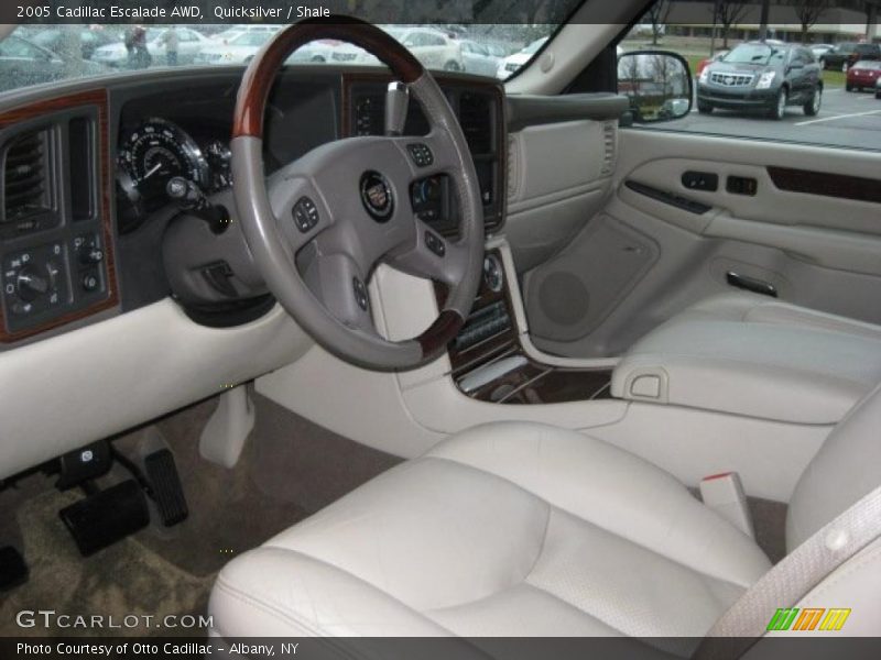 Quicksilver / Shale 2005 Cadillac Escalade AWD