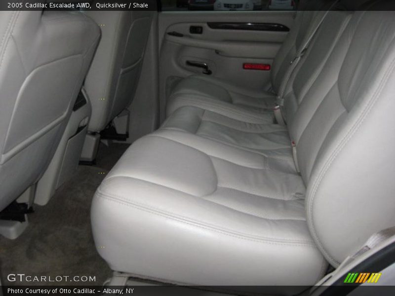 Quicksilver / Shale 2005 Cadillac Escalade AWD