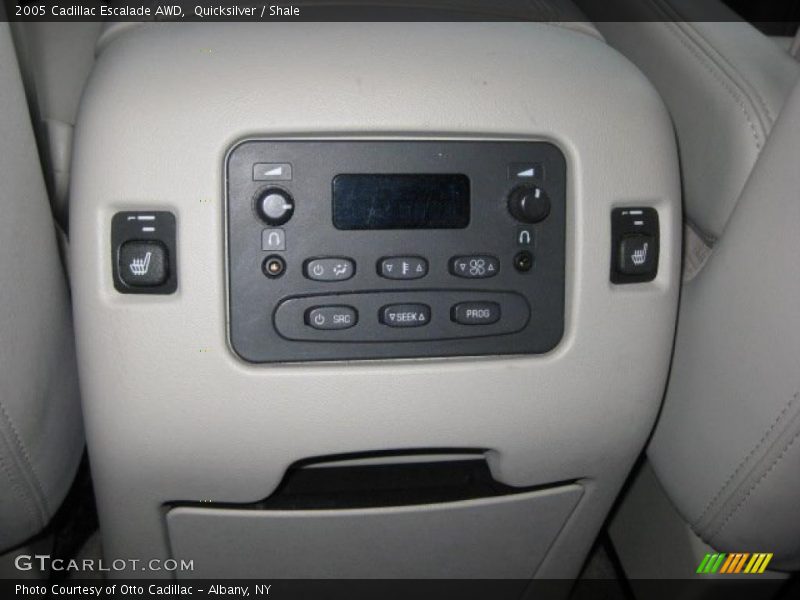 Quicksilver / Shale 2005 Cadillac Escalade AWD