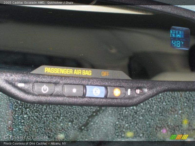 Quicksilver / Shale 2005 Cadillac Escalade AWD