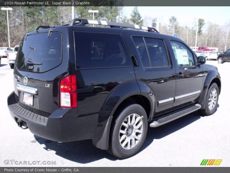 Super Black / Graphite 2010 Nissan Pathfinder LE