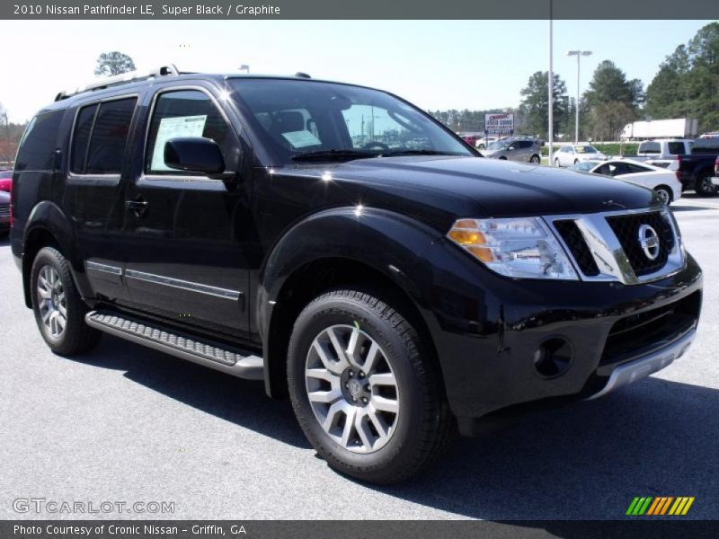 Super Black / Graphite 2010 Nissan Pathfinder LE
