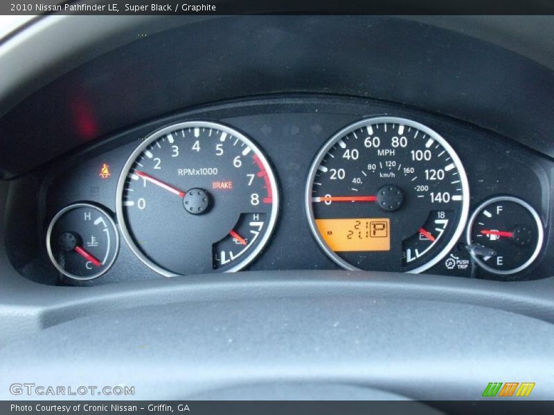 Super Black / Graphite 2010 Nissan Pathfinder LE