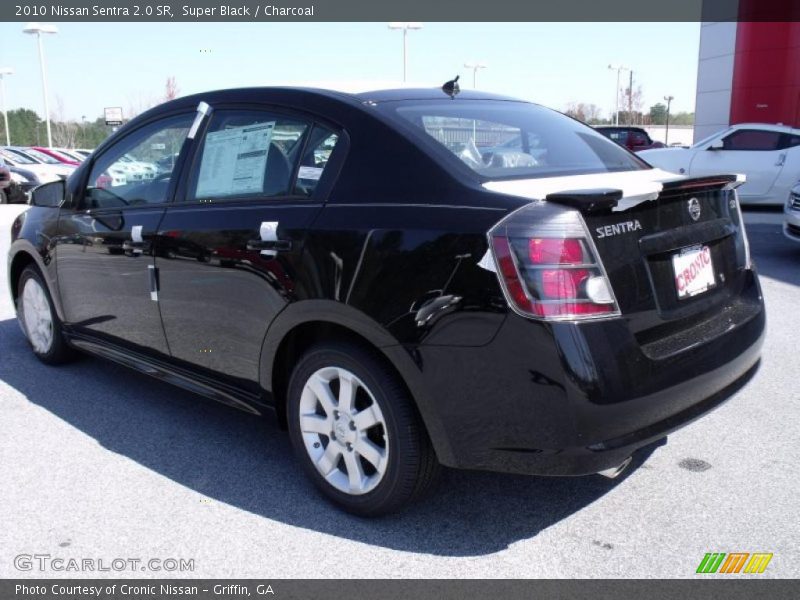 Super Black / Charcoal 2010 Nissan Sentra 2.0 SR