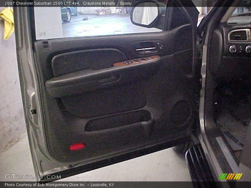 Graystone Metallic / Ebony 2007 Chevrolet Suburban 1500 LTZ 4x4