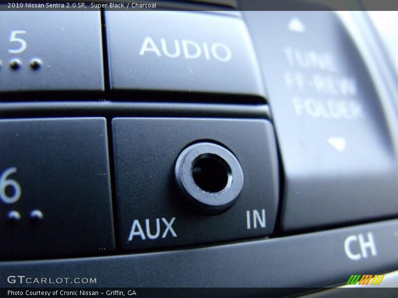 Super Black / Charcoal 2010 Nissan Sentra 2.0 SR