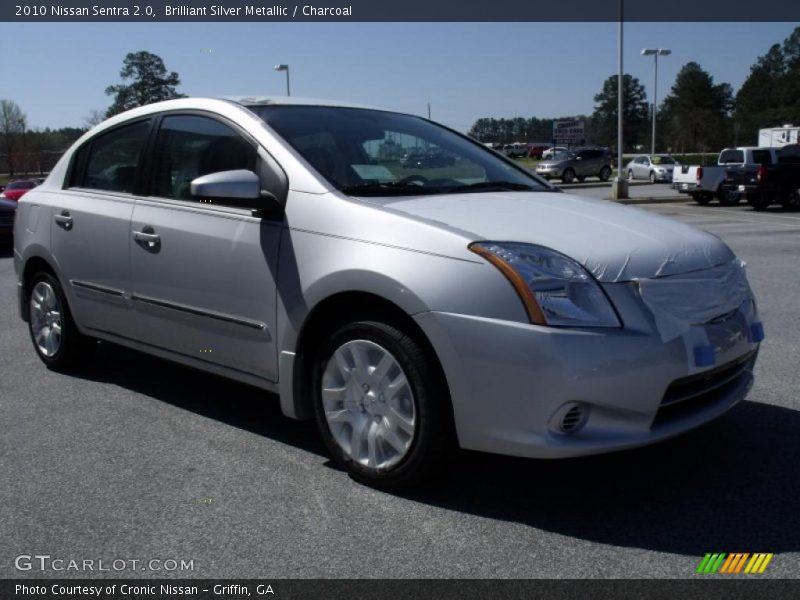 Brilliant Silver Metallic / Charcoal 2010 Nissan Sentra 2.0
