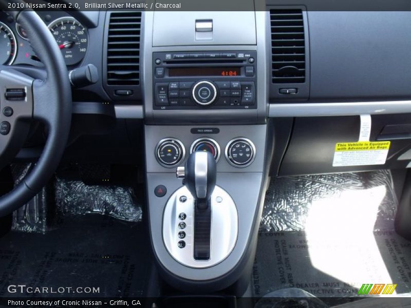 Brilliant Silver Metallic / Charcoal 2010 Nissan Sentra 2.0