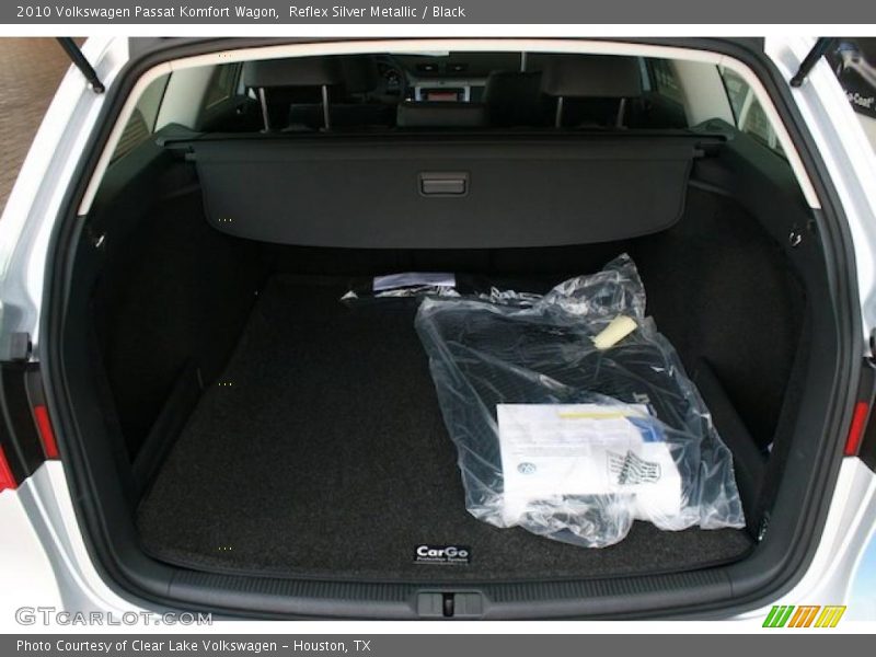 Reflex Silver Metallic / Black 2010 Volkswagen Passat Komfort Wagon