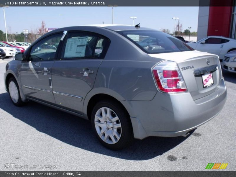 Magnetic Gray Metallic / Charcoal 2010 Nissan Sentra 2.0
