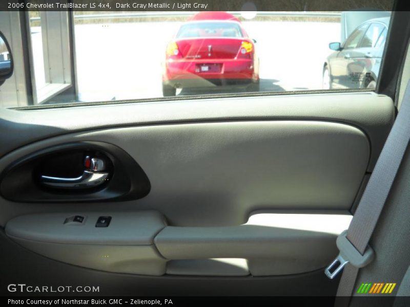 Dark Gray Metallic / Light Gray 2006 Chevrolet TrailBlazer LS 4x4