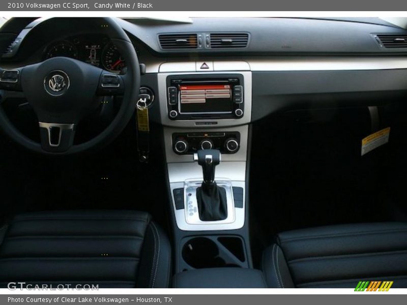 Candy White / Black 2010 Volkswagen CC Sport