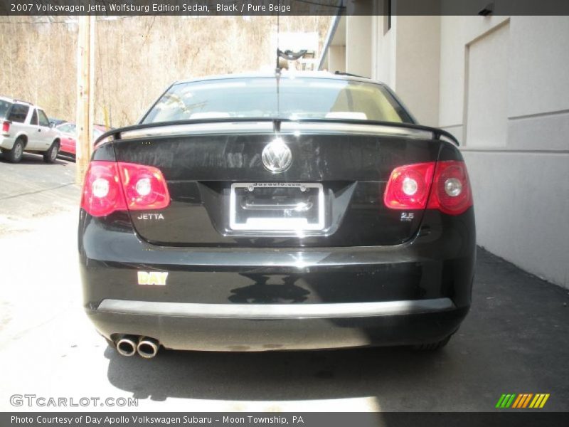 Black / Pure Beige 2007 Volkswagen Jetta Wolfsburg Edition Sedan