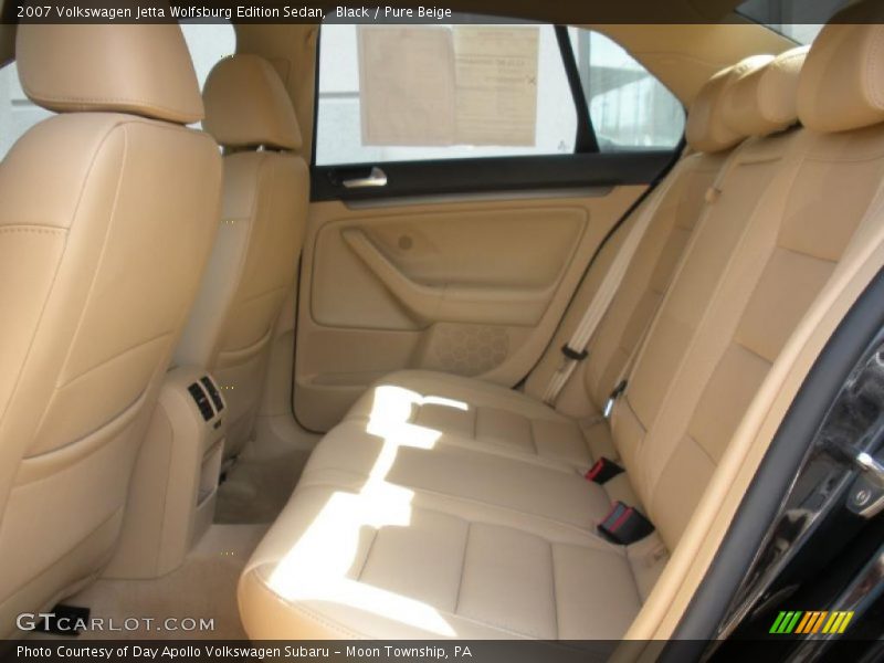 Black / Pure Beige 2007 Volkswagen Jetta Wolfsburg Edition Sedan