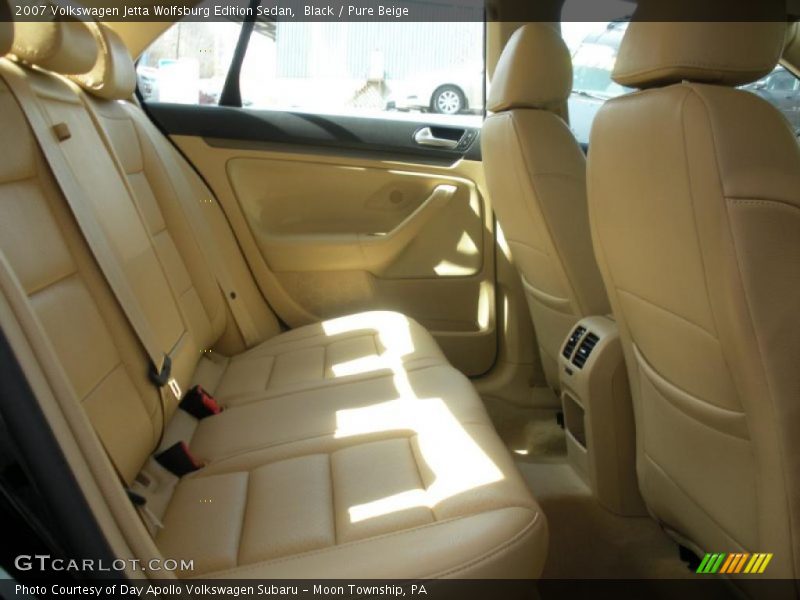 Black / Pure Beige 2007 Volkswagen Jetta Wolfsburg Edition Sedan