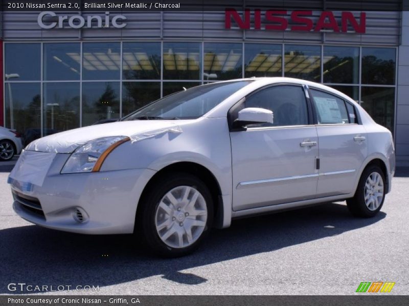 Brilliant Silver Metallic / Charcoal 2010 Nissan Sentra 2.0