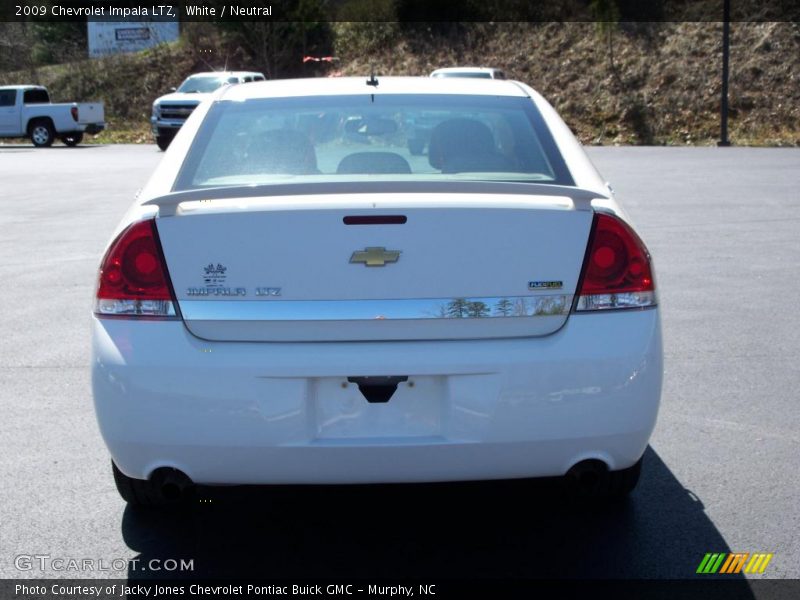 White / Neutral 2009 Chevrolet Impala LTZ