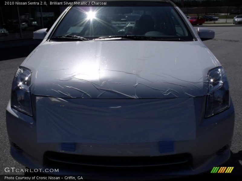 Brilliant Silver Metallic / Charcoal 2010 Nissan Sentra 2.0