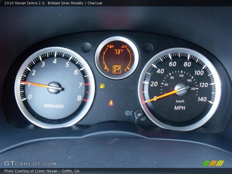 Brilliant Silver Metallic / Charcoal 2010 Nissan Sentra 2.0