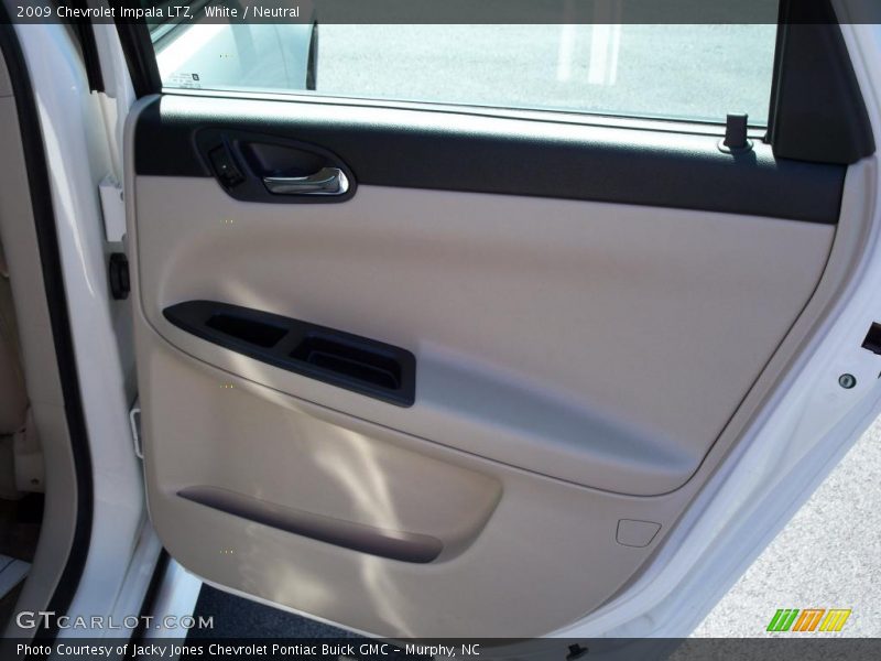 White / Neutral 2009 Chevrolet Impala LTZ