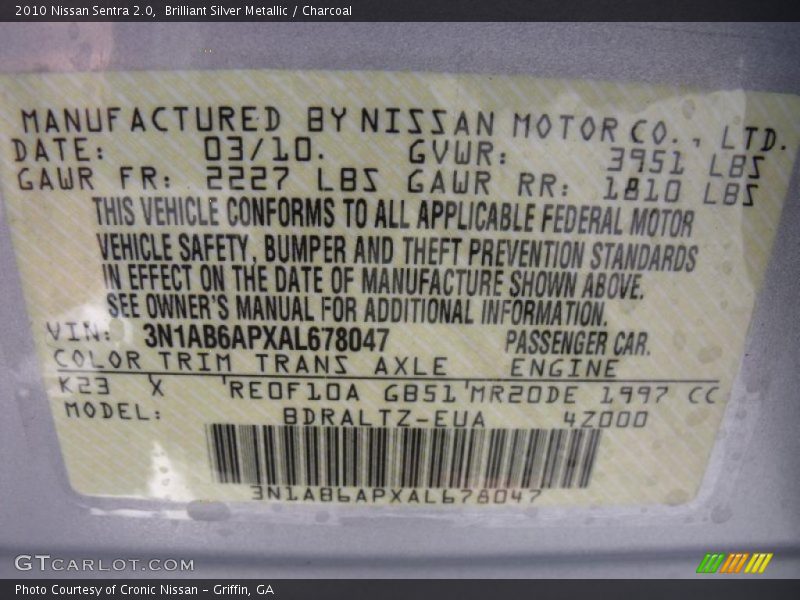 Brilliant Silver Metallic / Charcoal 2010 Nissan Sentra 2.0