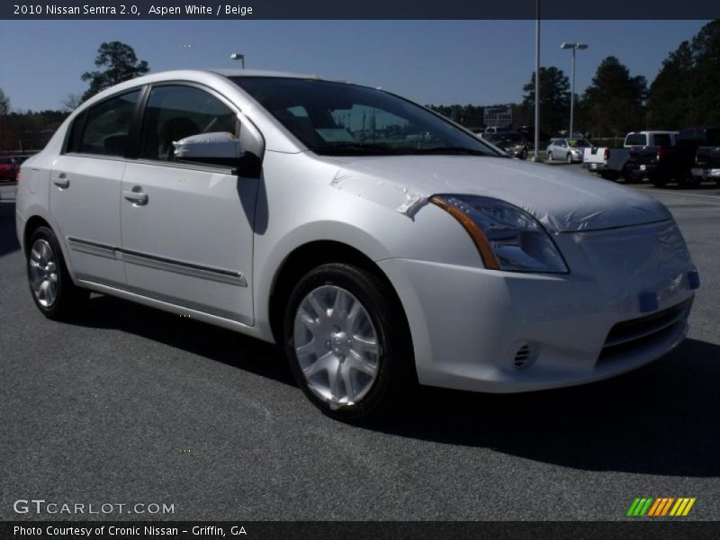 Aspen White / Beige 2010 Nissan Sentra 2.0