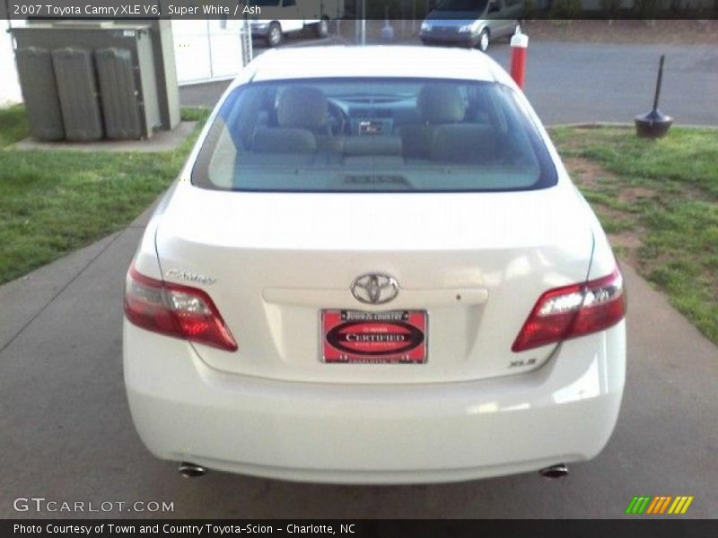 Super White / Ash 2007 Toyota Camry XLE V6