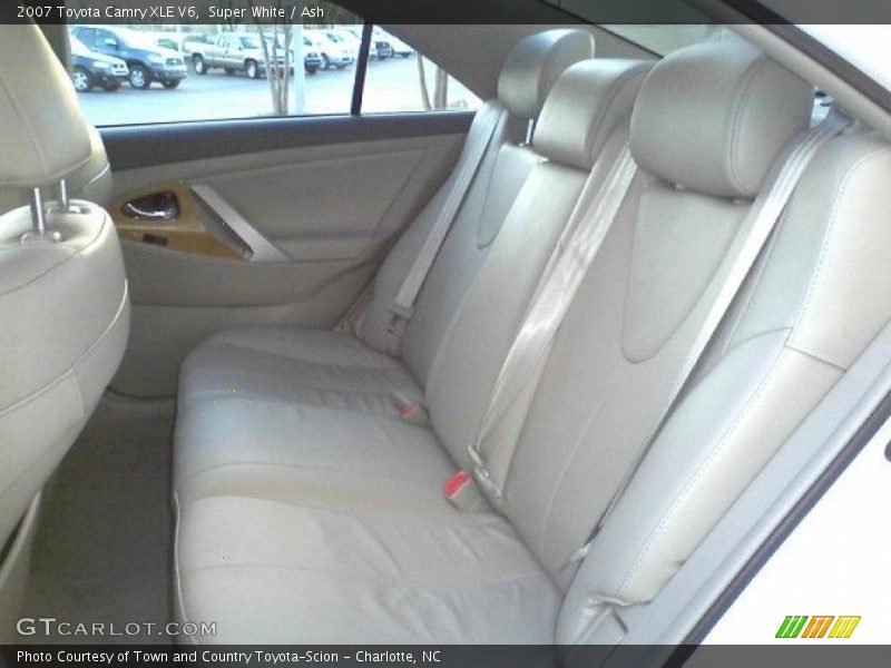 Super White / Ash 2007 Toyota Camry XLE V6