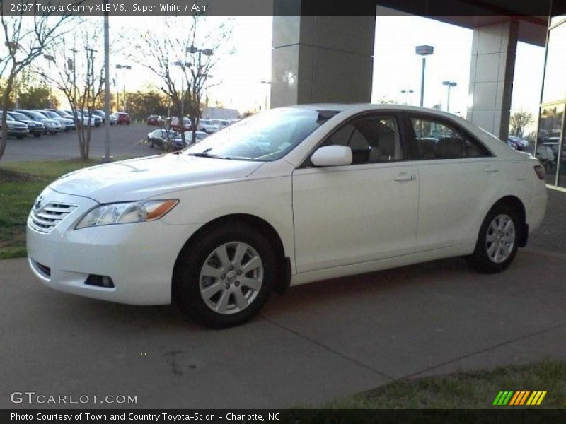 Super White / Ash 2007 Toyota Camry XLE V6