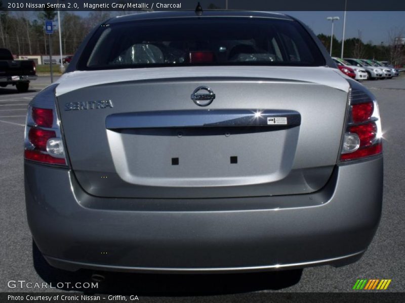 Magnetic Gray Metallic / Charcoal 2010 Nissan Sentra 2.0