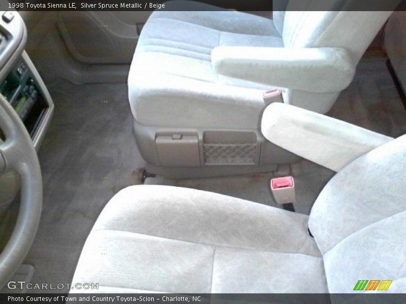 Silver Spruce Metallic / Beige 1998 Toyota Sienna LE