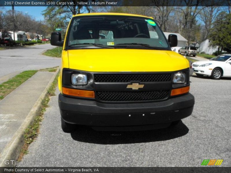 Yellow / Medium Pewter 2007 Chevrolet Express 1500 Cargo Van